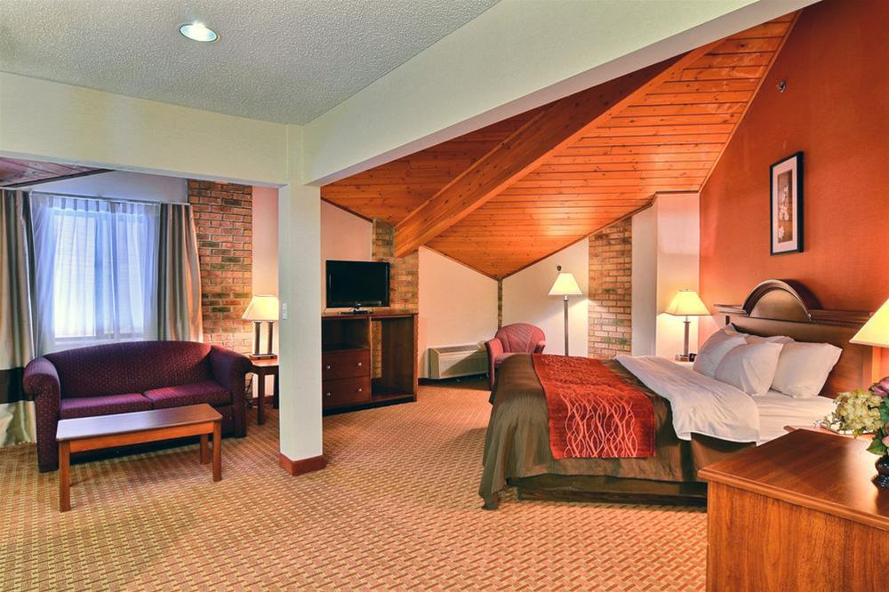 Quality Inn East Liverpool Εξωτερικό φωτογραφία