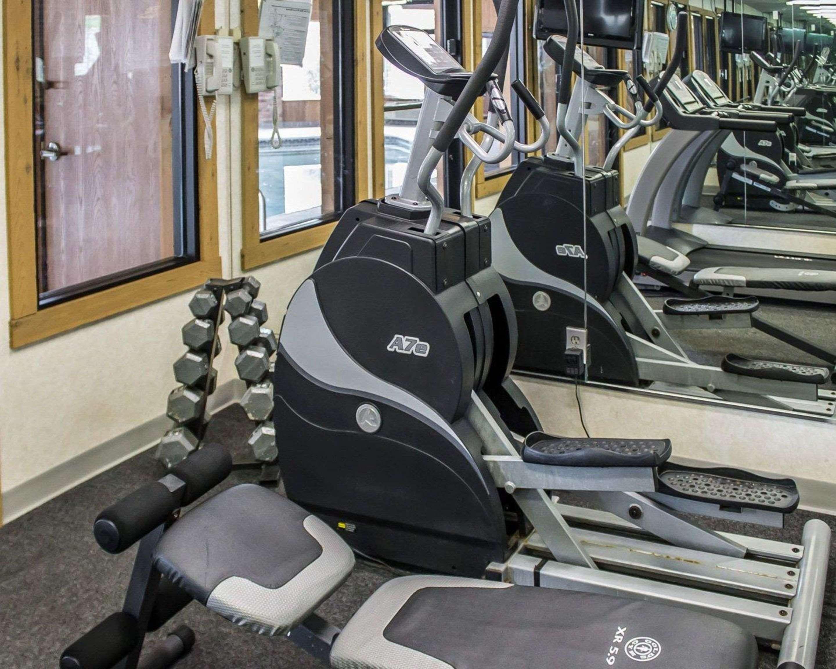 Quality Inn East Liverpool Εξωτερικό φωτογραφία