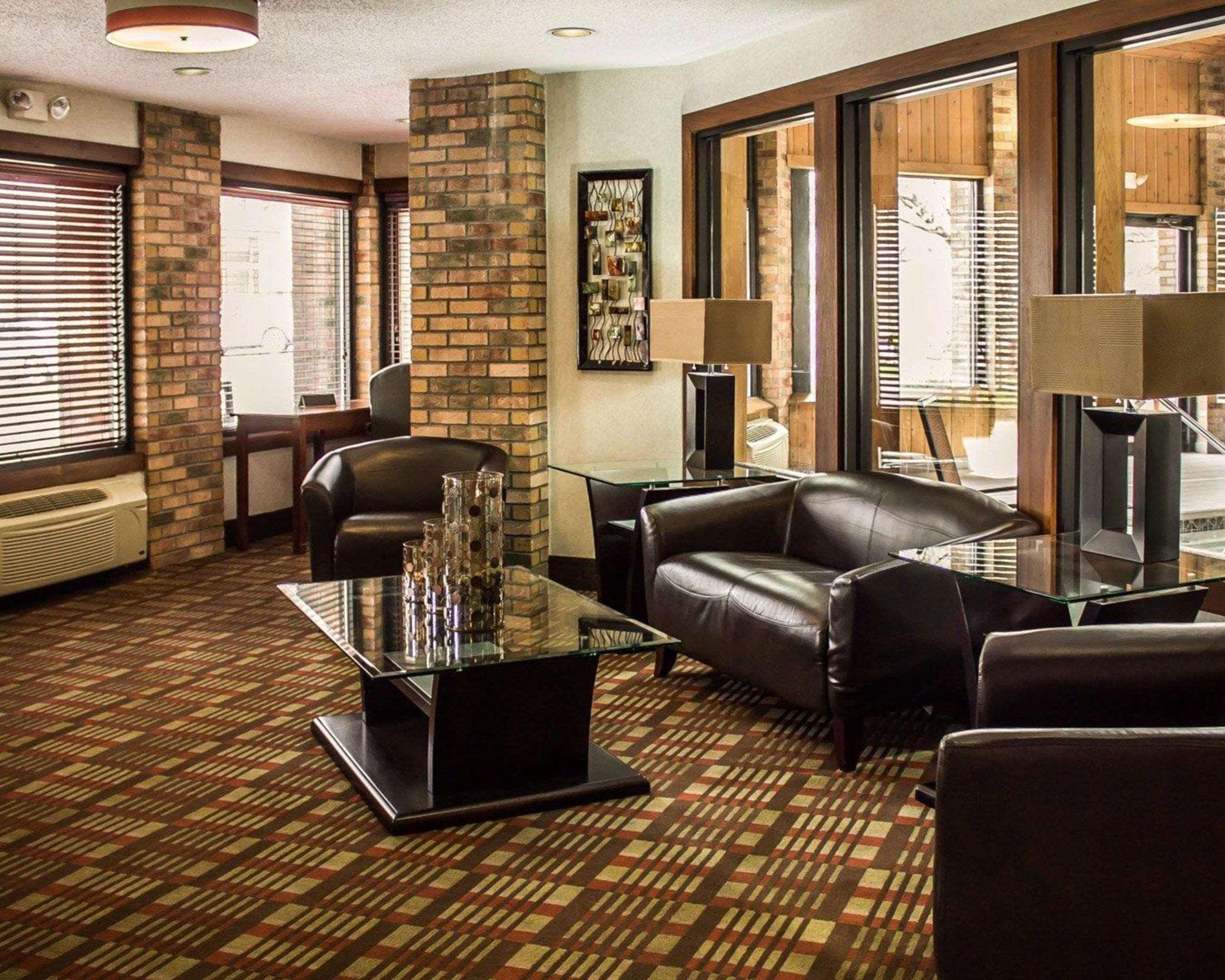 Quality Inn East Liverpool Εξωτερικό φωτογραφία