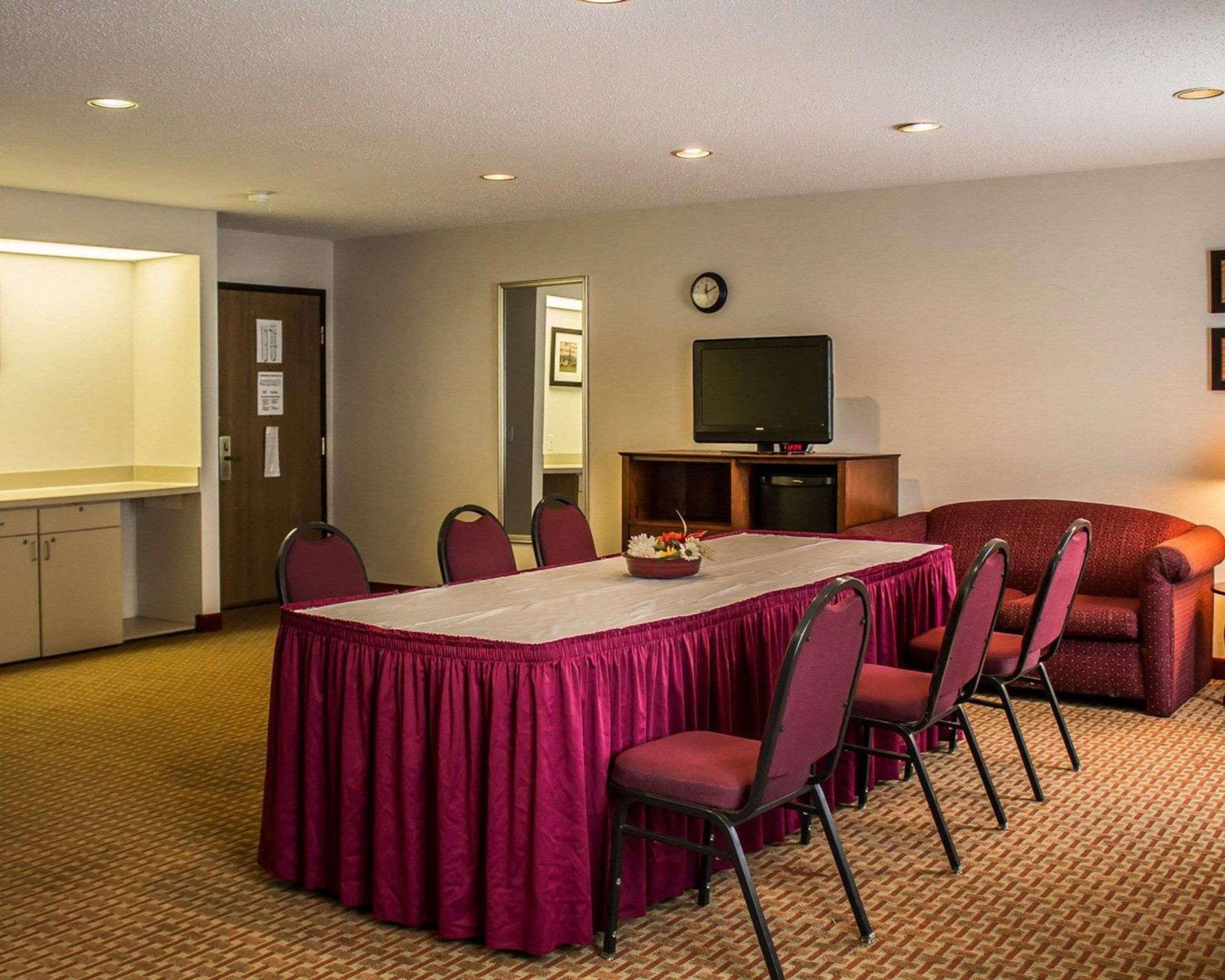 Quality Inn East Liverpool Εξωτερικό φωτογραφία