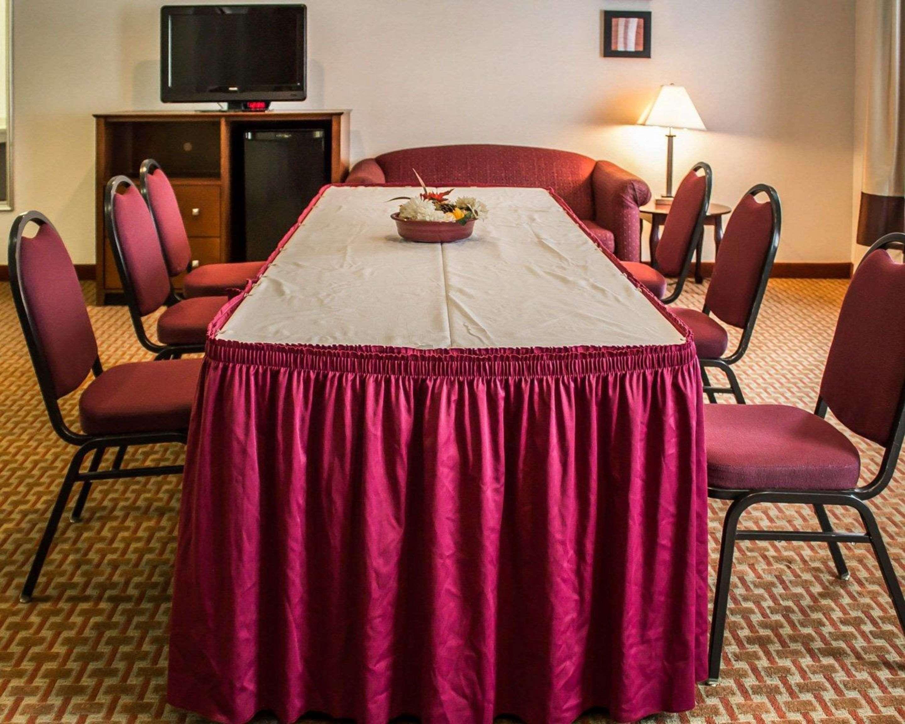 Quality Inn East Liverpool Εξωτερικό φωτογραφία