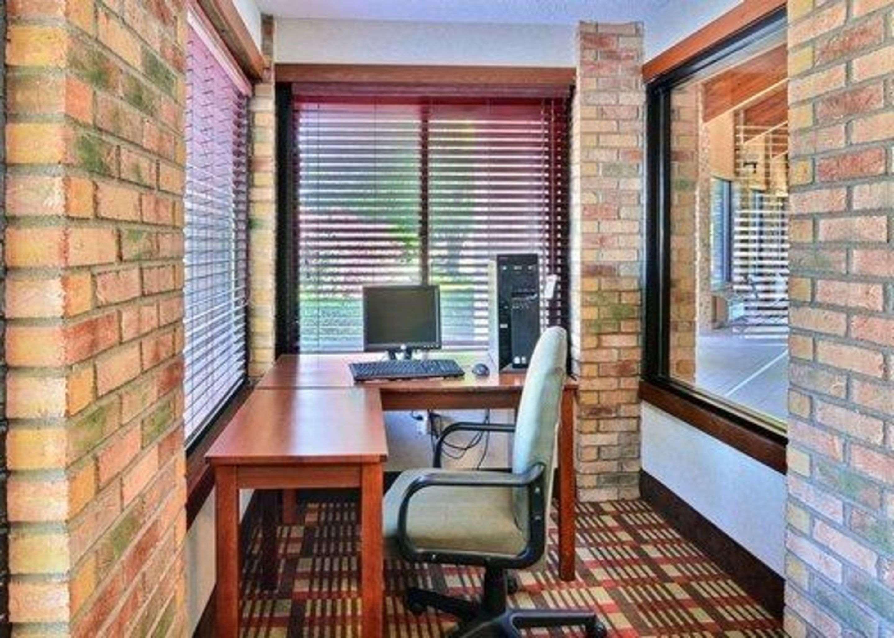 Quality Inn East Liverpool Εξωτερικό φωτογραφία